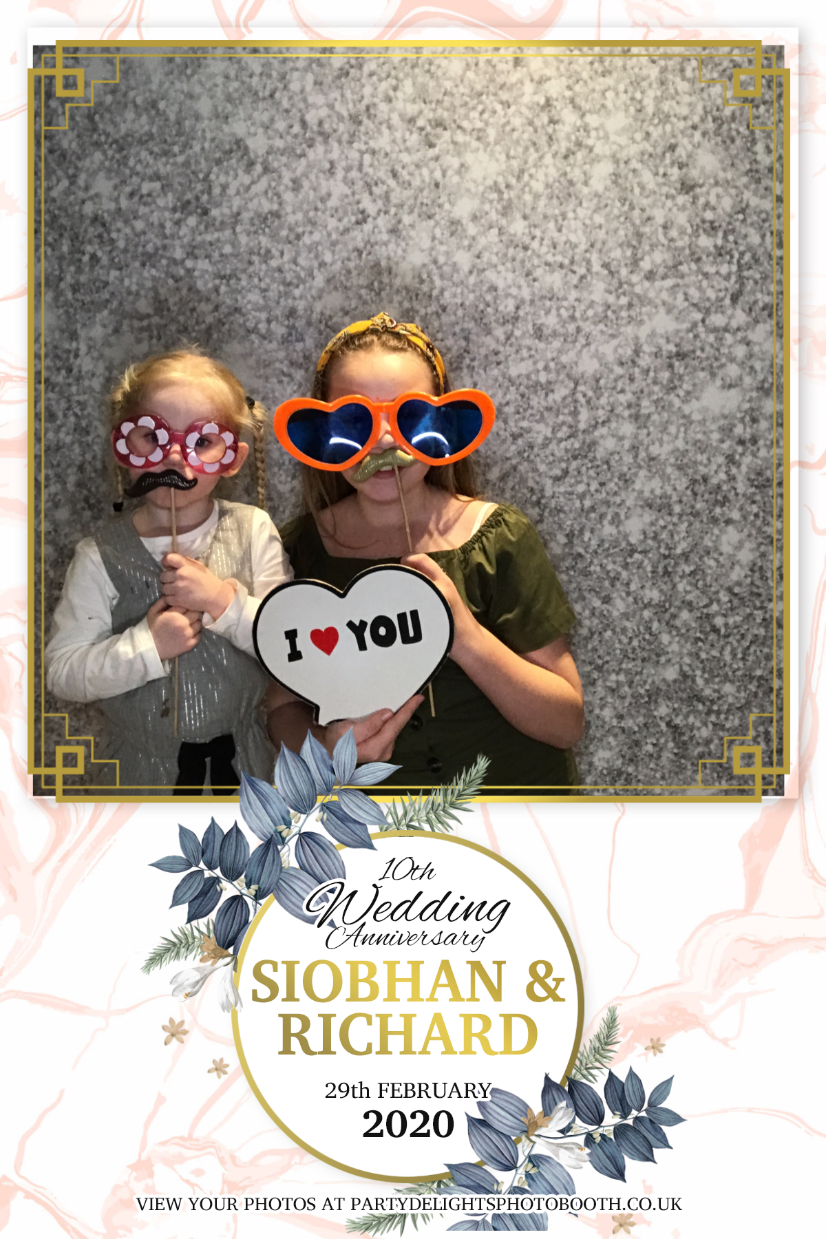 Siobhan and Richards Vow renewal  | View more photos from the event at gallery.partydelightsphotobooth.co.uk/u/PartyDelightsPhotoBooth/Siobhan-and-Richards-Vow-renewal